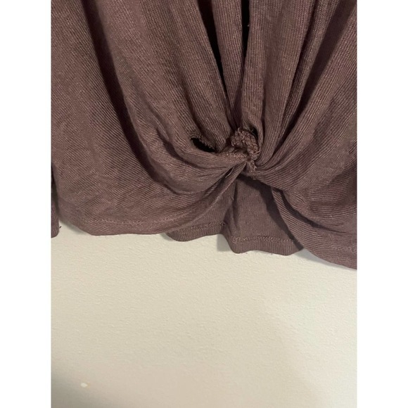 Daytrip Lace Sleeve Twist Sweater - Picture 4 of 6